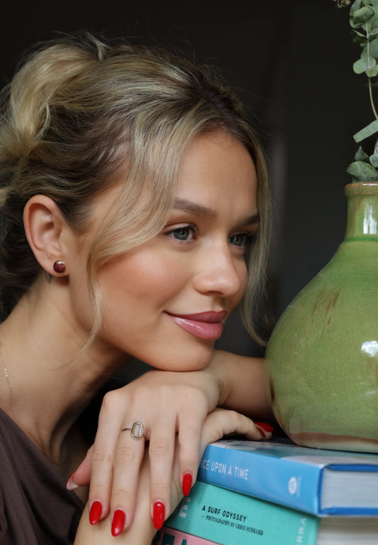 The Dot Studs – Pink Jewel · Garden Collection · Medium