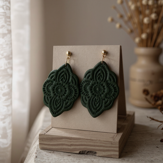 The Art of the Single Statement Piece