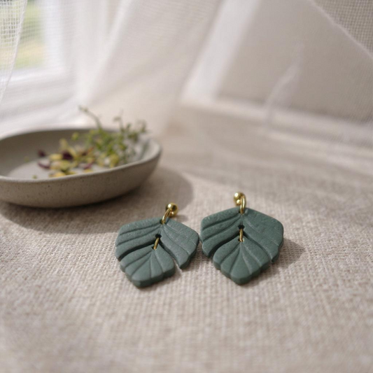 The Driftleaf Drop Earrings – Greenblack – Winter Collection · The Scholar's Study | Hypoallergenic 18K Gold-Plated – Handmade Jewelry