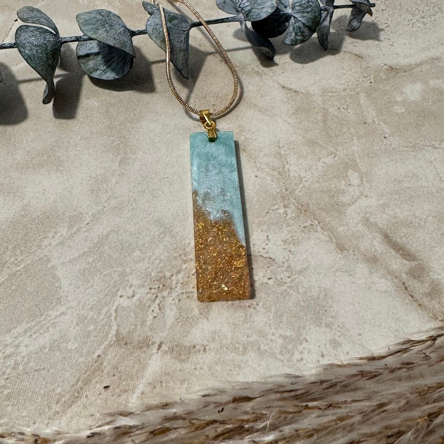 Ocean's Gleam: Turquoise & Gold Bar Necklace