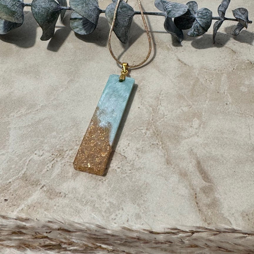 Ocean's Gleam: Turquoise & Gold Bar Necklace