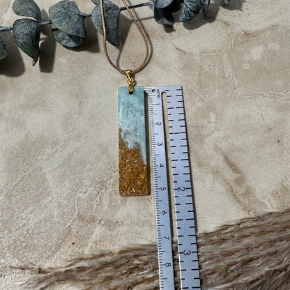 Ocean's Gleam: Turquoise & Gold Bar Necklace