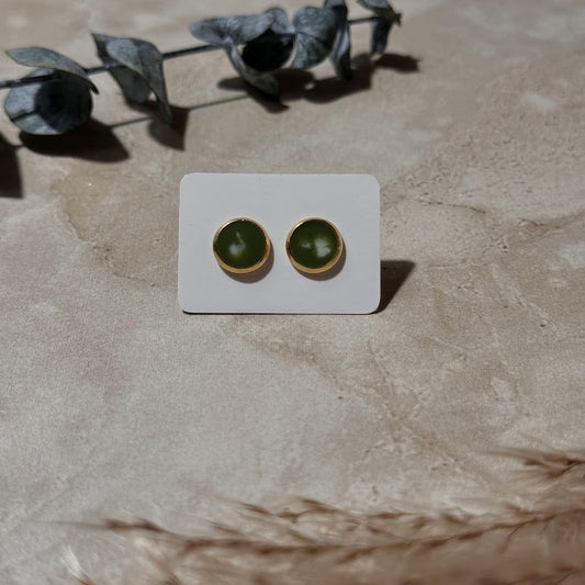 Spring Meadow: Green & White Resin Stud Earrings (8mm)