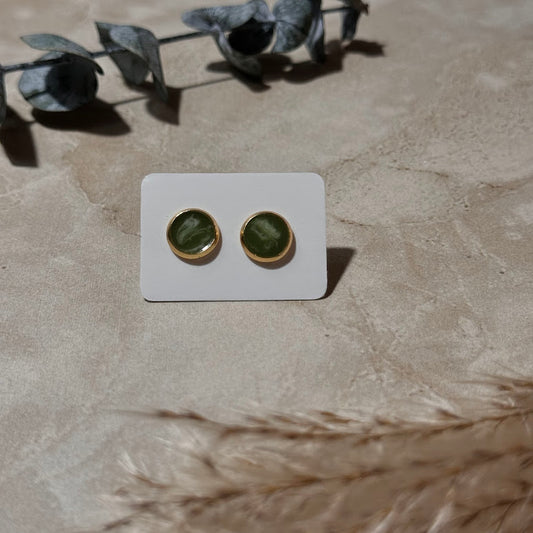 Spring Meadow: Green & White Resin Stud Earrings (8mm)