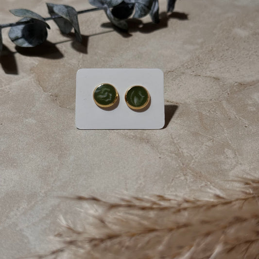 Spring Meadow: Green & White Resin Stud Earrings (8mm)