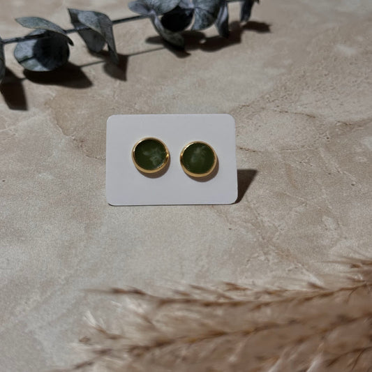 Spring Meadow: Green & White Resin Stud Earrings (8mm)