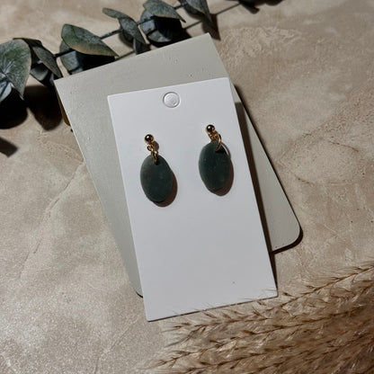 Golden Meadow: Green & Gold Flake Oval Clay Earrings