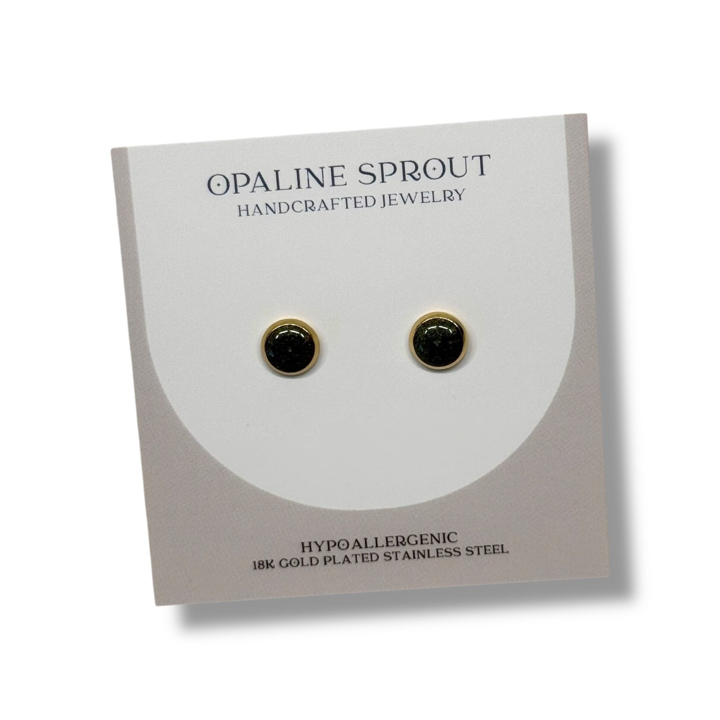 The Dot Studs – Deep Emerald · Autumn Collection · Small