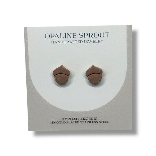 The October Studs – Spiced Latte · Acorn