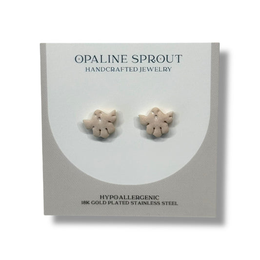 The October Studs – Linen · Ghost