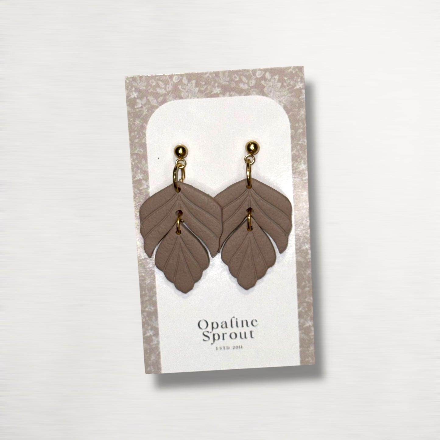 The Driftleaf Drop Earrings – Cashmere Taupe – Autumn Collection · Autumn Chic | Hypoallergenic 18K Gold-Plated – Handmade Jewelry