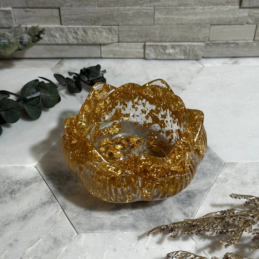 Golden Lotus: Shimmering Tea Light Holder